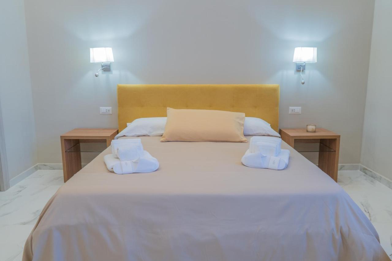 Le Suite Crotone Exterior photo