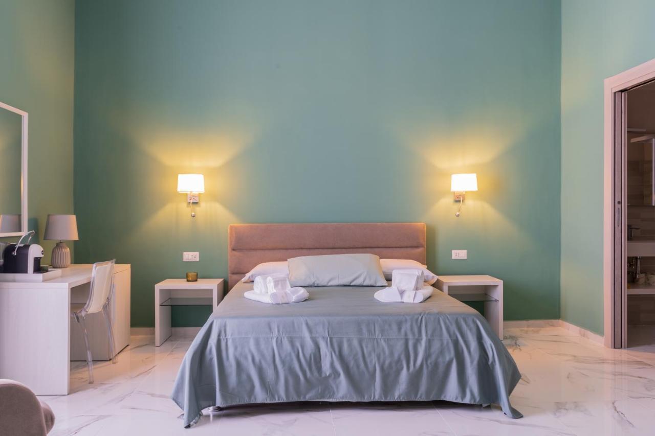 Le Suite Crotone Exterior photo