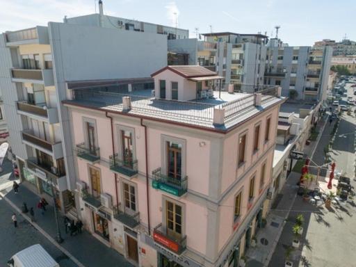 Le Suite Crotone Exterior photo
